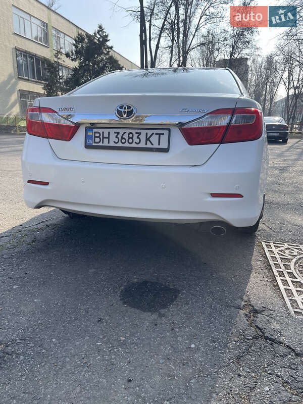Седан Toyota Camry 2013 в Одессе