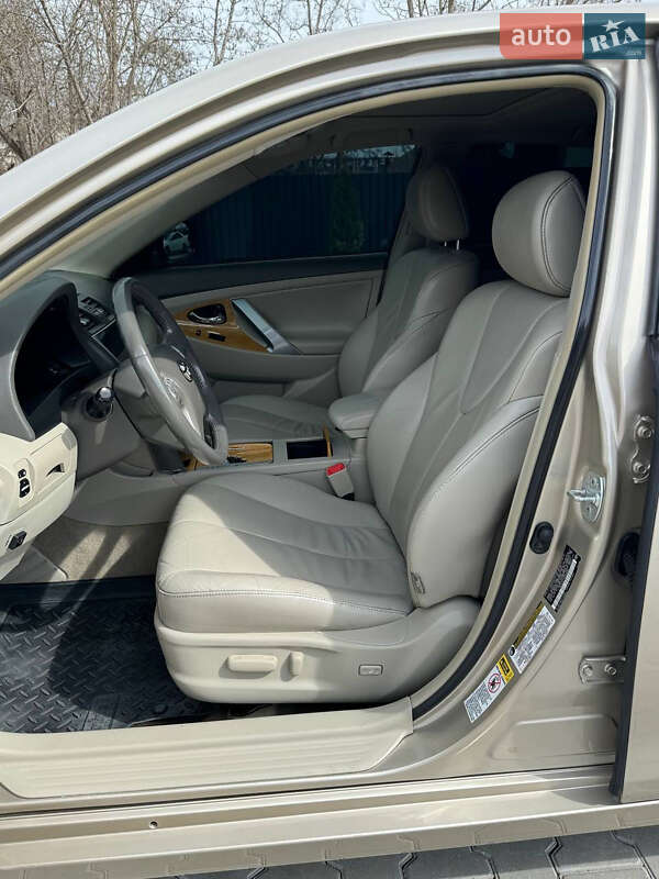 Седан Toyota Camry 2006 в Одесі