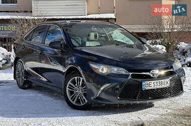 Седан Toyota Camry 2015 в Ирпене