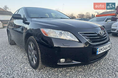 Седан Toyota Camry 2008 в Бердичеве