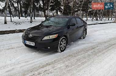 Седан Toyota Camry 2007 в Киеве