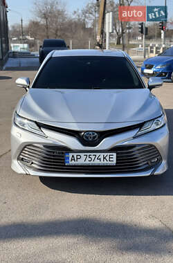 Седан Toyota Camry 2019 в Запорожье