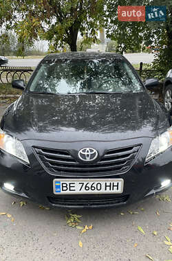 Седан Toyota Camry 2007 в Николаеве