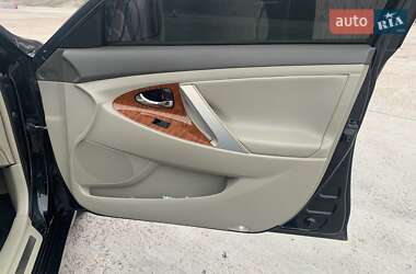 Седан Toyota Camry 2008 в 