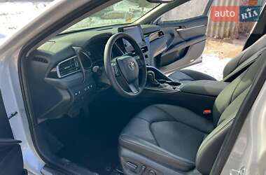 Седан Toyota Camry 2024 в Києві