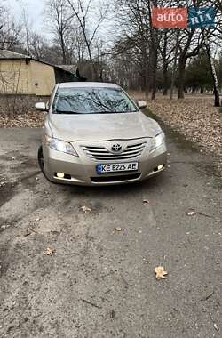 Седан Toyota Camry 2008 в Кривому Розі