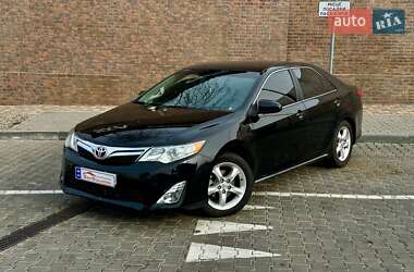 Седан Toyota Camry 2012 в Одессе