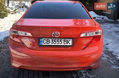 Седан Toyota Camry 2014 в Києві