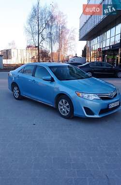 Седан Toyota Camry 2012 в 