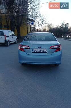 Седан Toyota Camry 2012 в 