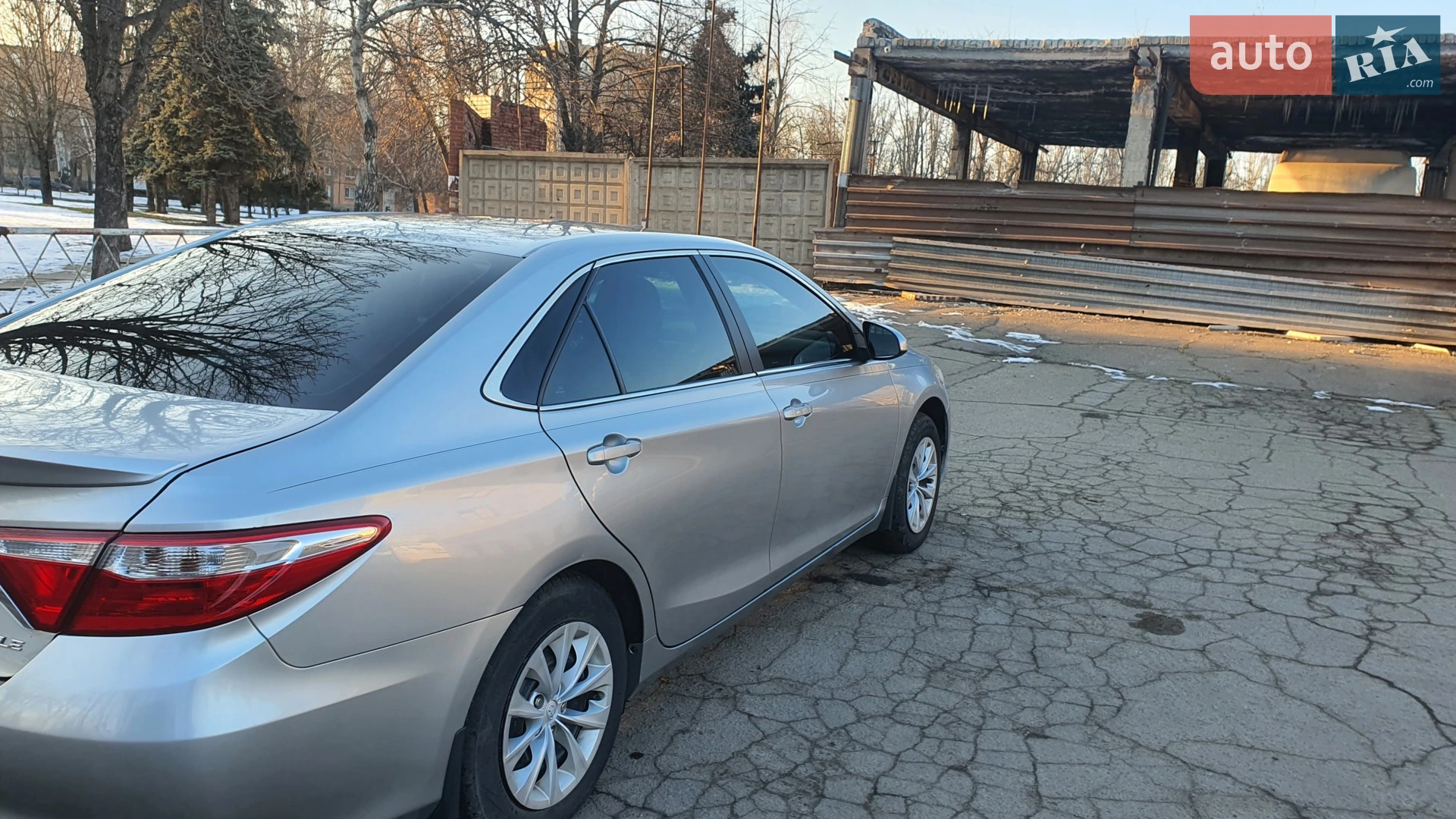 2016 Toyota Camry - мініатюра 4