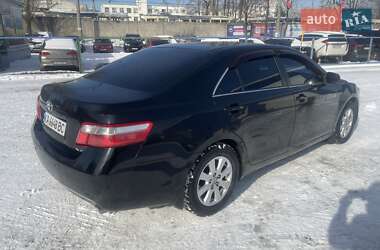 Седан Toyota Camry 2006 в Києві