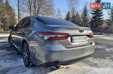 Седан Toyota Camry 2022 в Києві