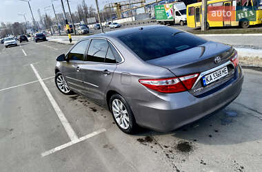 Седан Toyota Camry 2017 в Києві