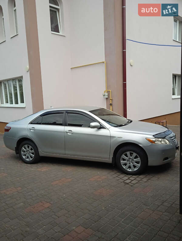 Седан Toyota Camry 2008 в Бориславі