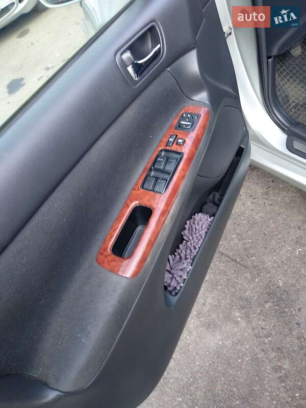 Седан Toyota Camry 2004 в Одесі