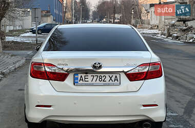 Седан Toyota Camry 2012 в 