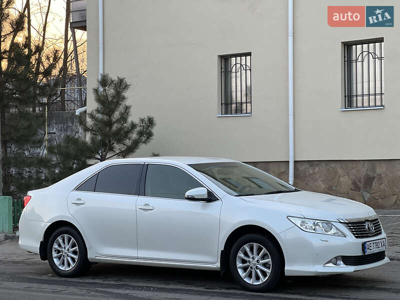 Toyota Camry 2012
