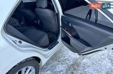 Седан Toyota Camry 2015 в 