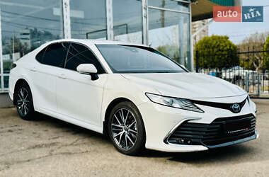 Седан Toyota Camry 2023 в Одессе