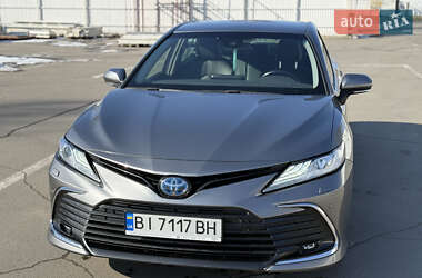 Седан Toyota Camry 2021 в Кременчуге