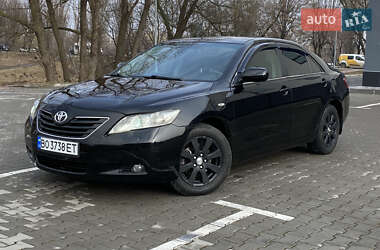 Седан Toyota Camry 2007 в Хмельницком