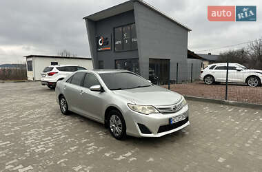 Седан Toyota Camry 2012 в Львові