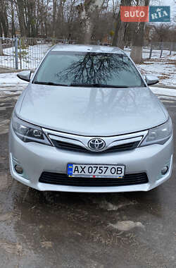 Седан Toyota Camry 2013 в Новій Водолагі