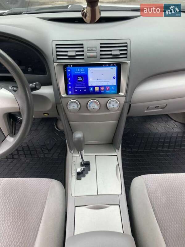 Седан Toyota Camry 2011 в Кропивницькому