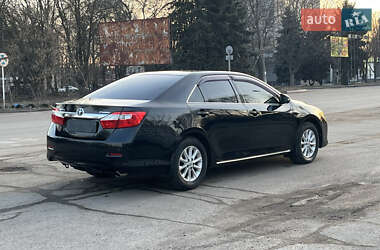 Седан Toyota Camry 2012 в Пятихатках