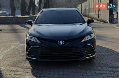 Седан Toyota Camry 2021 в Виннице