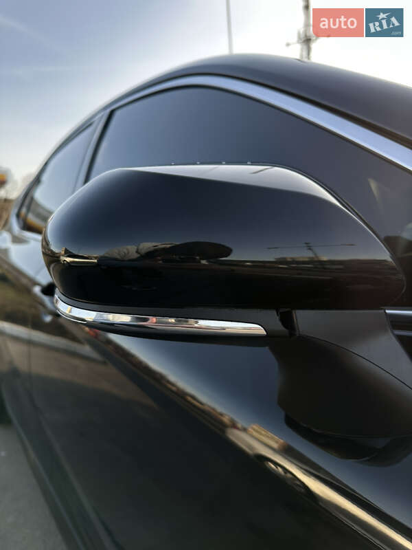 Седан Toyota Camry 2017 в Харькове