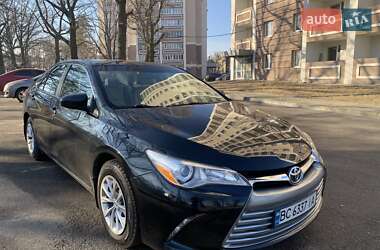 Седан Toyota Camry 2015 в Харкові