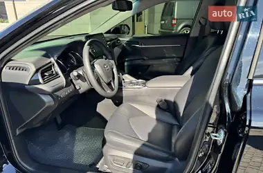 Toyota Camry 2023