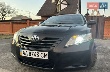 Седан Toyota Camry 2008 в Києві