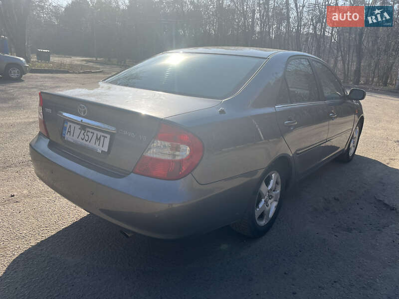 Седан Toyota Camry 2001 в Києві