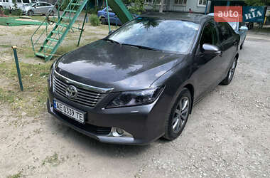 Седан Toyota Camry 2012 в Дніпрі