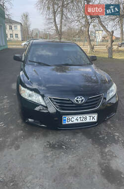 Седан Toyota Camry 2007 в Львові