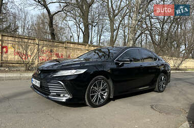 Седан Toyota Camry 2021 в 
