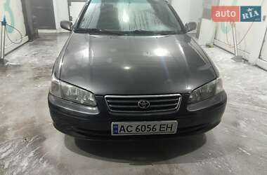 Седан Toyota Camry 2001 в Червонограде