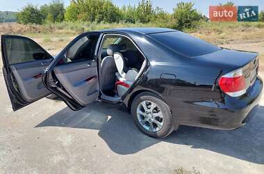 Седан Toyota Camry 2004 в 