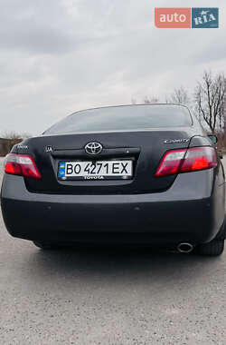 Седан Toyota Camry 2007 в 