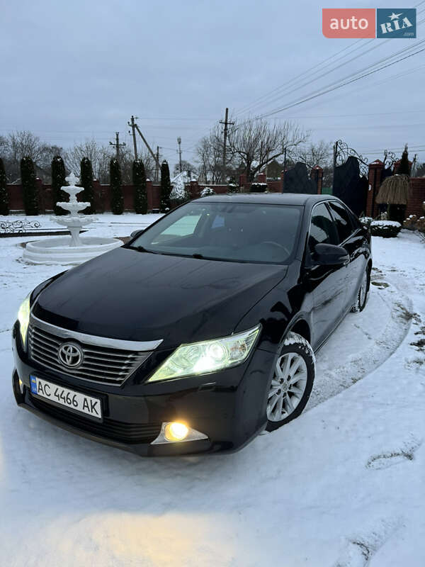Toyota Camry 2012
