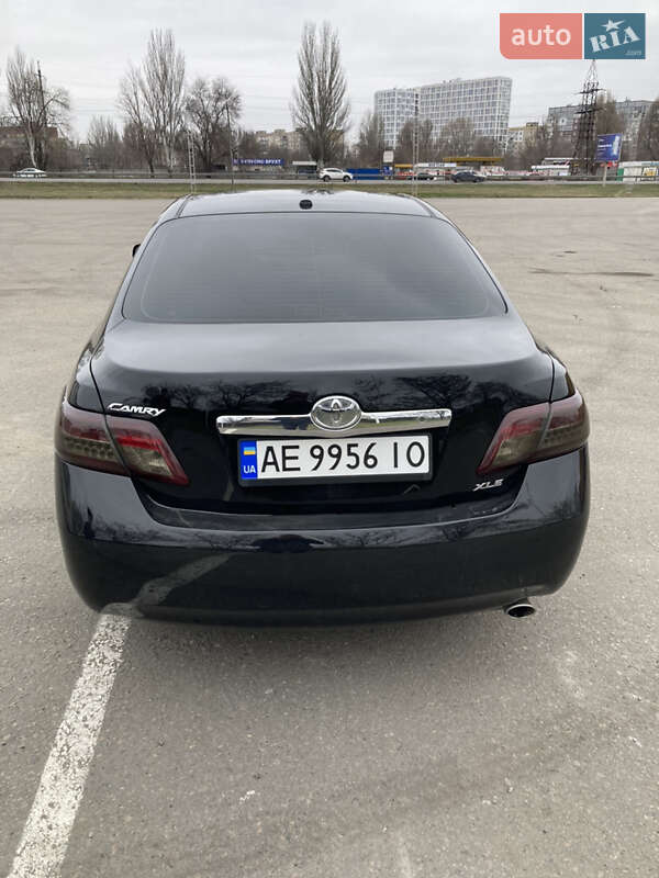 Седан Toyota Camry 2011 в Дніпрі