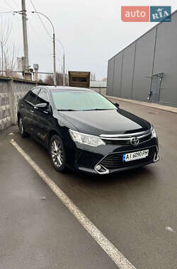 Седан Toyota Camry 2016 в 