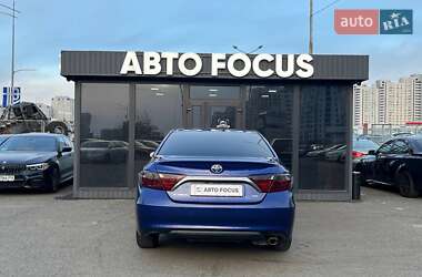 Седан Toyota Camry 2016 в 