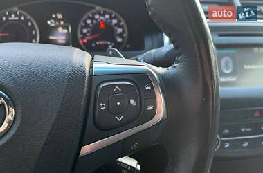 Седан Toyota Camry 2016 в 