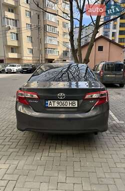 Седан Toyota Camry 2014 в 