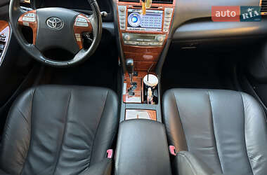 Седан Toyota Camry 2007 в 