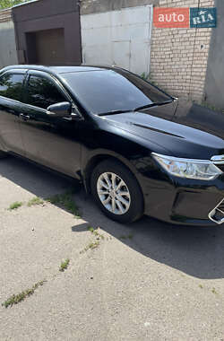 Седан Toyota Camry 2016 в 